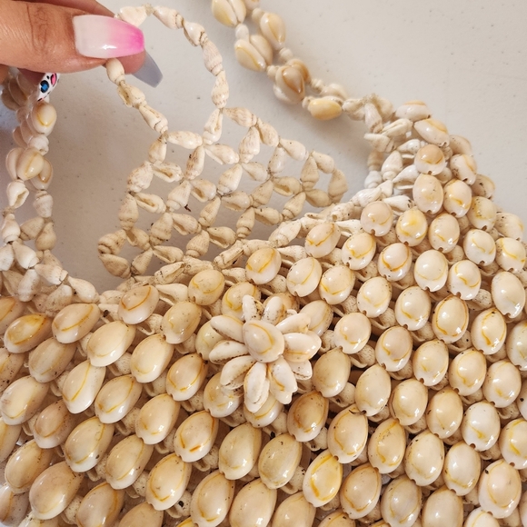 Vintage Cowrie Shell Seashell Crossbody Bag Purse Crossbody Boho 1970s 70s Beach - Picture 3 of 9